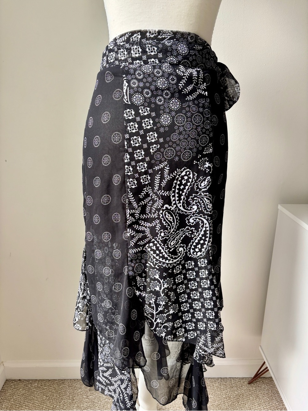 Black and White Paisley Two Layer Bohemian Maxi Wrap Skirt - Picture 6 of 10